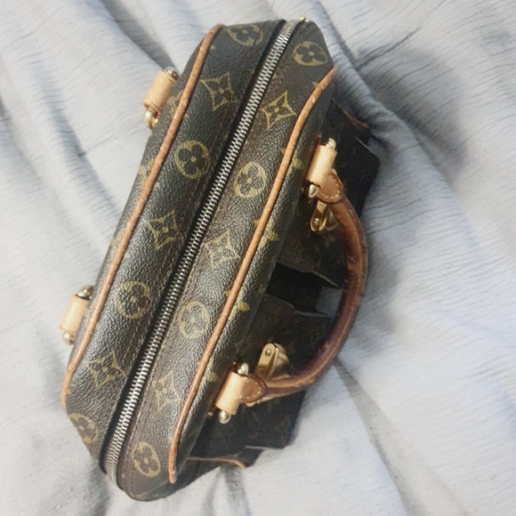 Louis Vuitton Manhattan PM - Picture 7 of 16